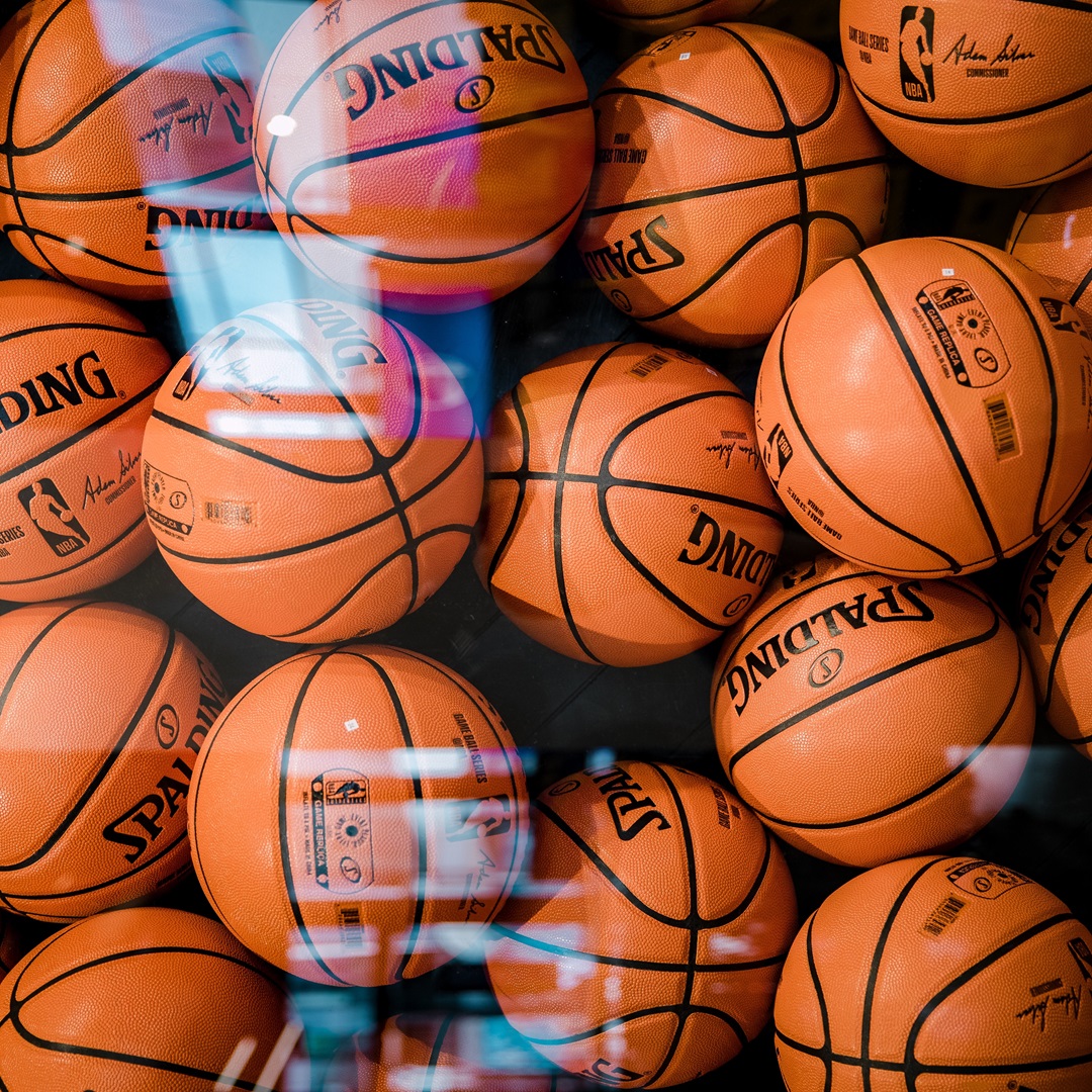 バスケットボール、NBAを取り巻く「サラリーキャップ」を解説